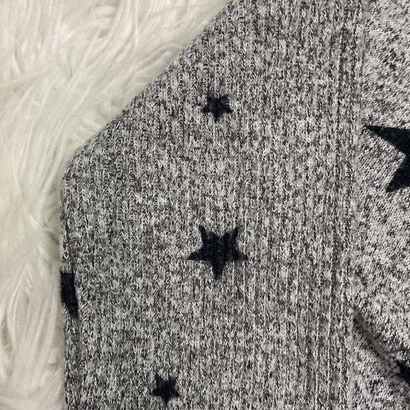 Buffalo David Bitton Gray Sweater with Star Detail with Ribbed Sleeves - Picture 6 of 6